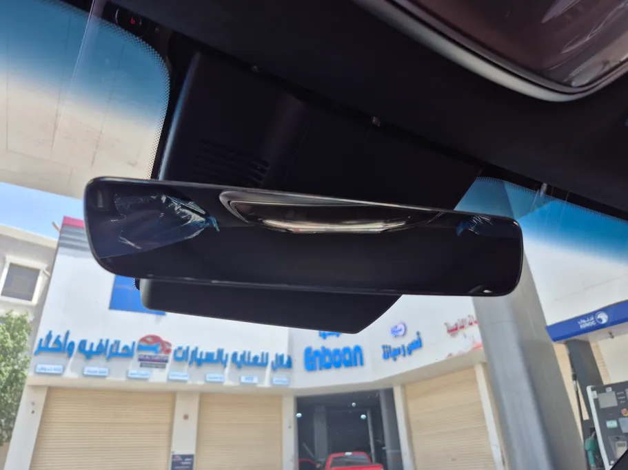 2025 Genesis GV70 Premium 