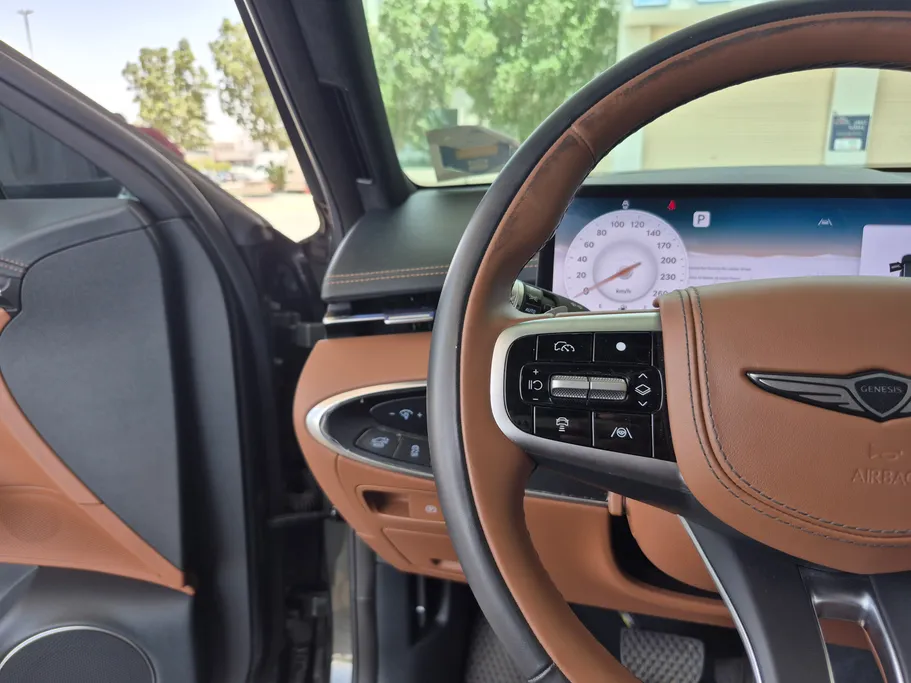 2025 Genesis GV70 Premium 