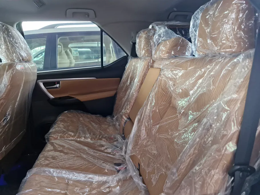 تويوتا فورتشنر VX1 2024 