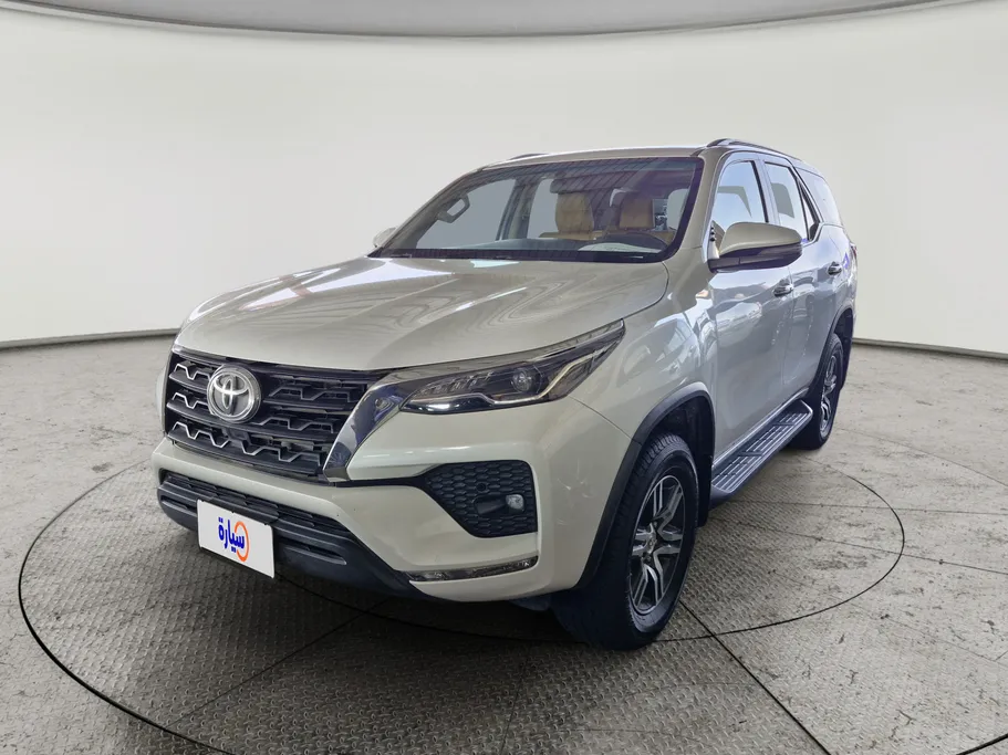 2023 Toyota Fortuner VX 