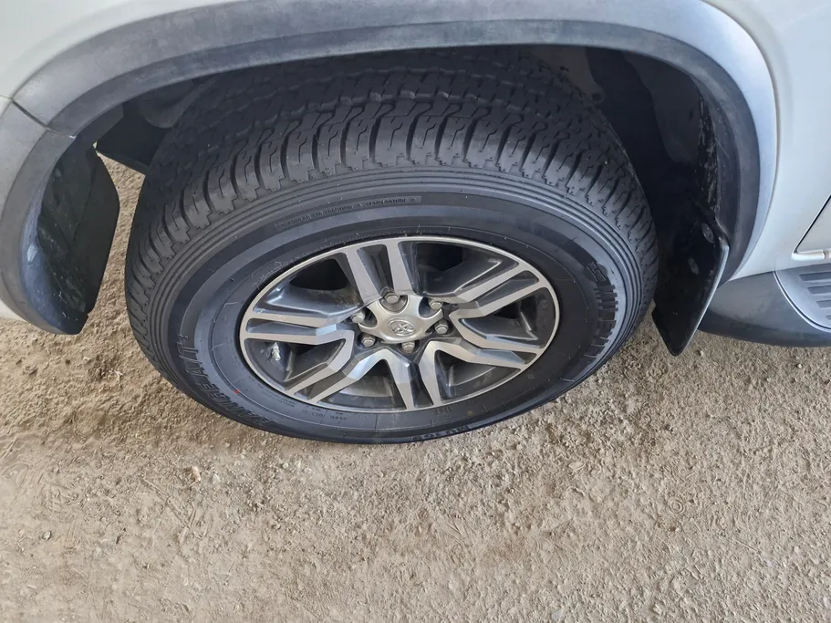 2023 Toyota Fortuner VX 