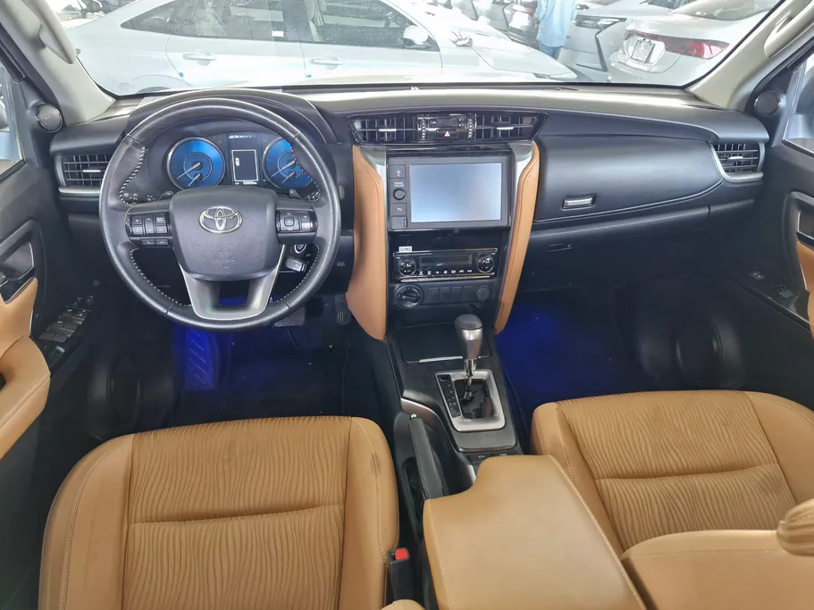 2023 Toyota Fortuner VX 