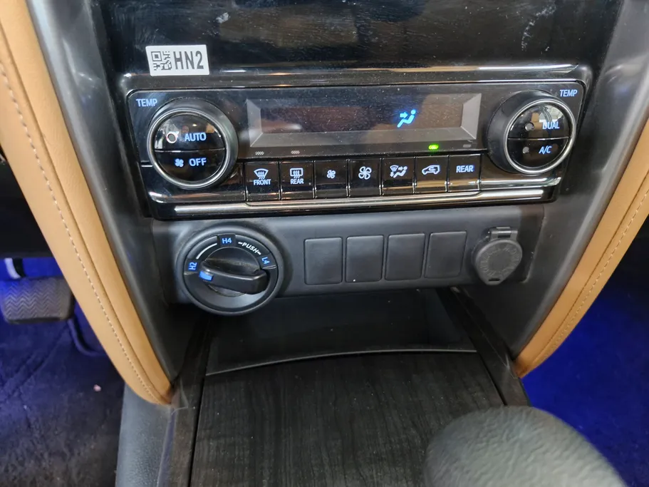 2023 Toyota Fortuner VX 