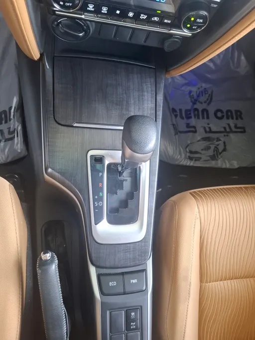 تويوتا فورتشنر VX 2023 