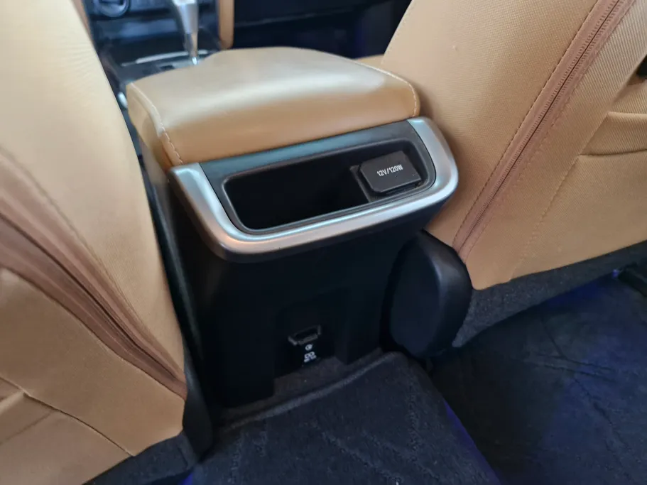 2023 Toyota Fortuner VX 