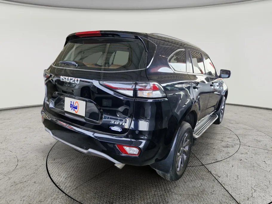 ايسوزو MUX Full 2023 