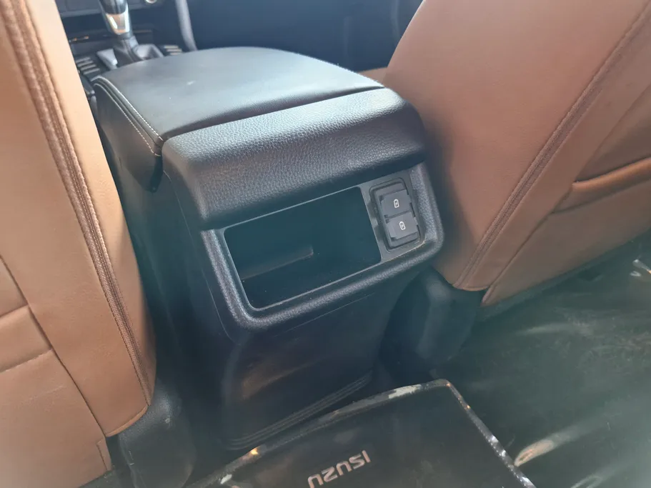 ايسوزو MUX Full 2023 