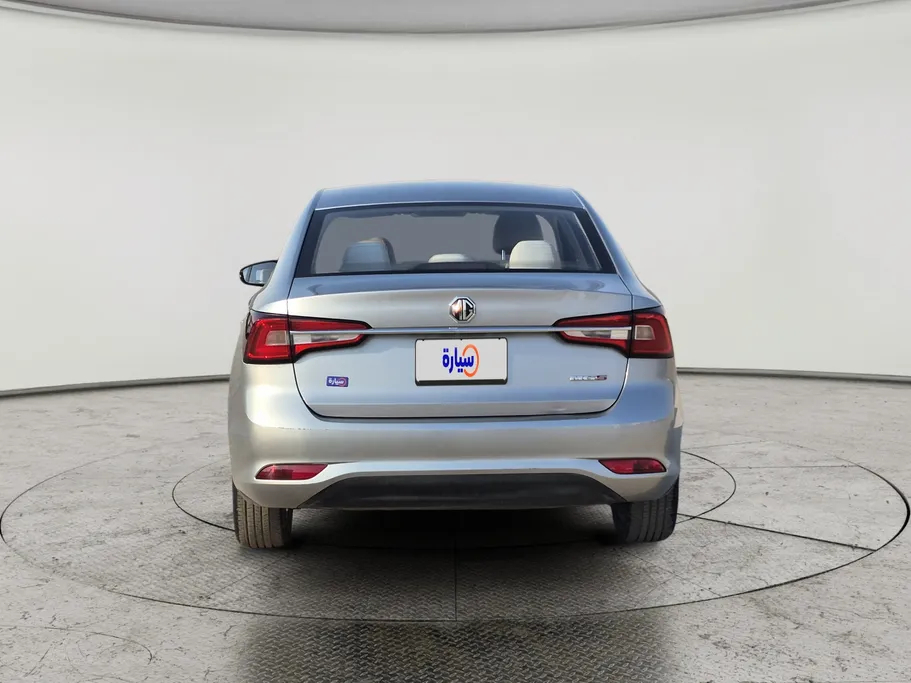 ام جي 5 STD 2023 