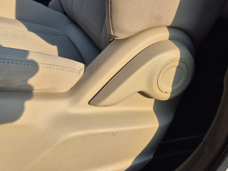 ام جي 5 STD 2023 