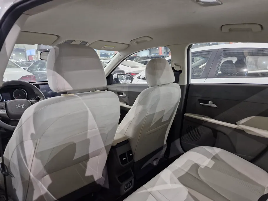 2024 Hyundai Accent Fleet 