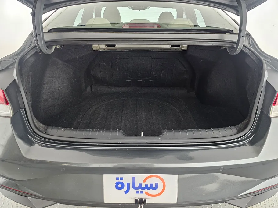 2022 Hyundai Elantra Fleet 