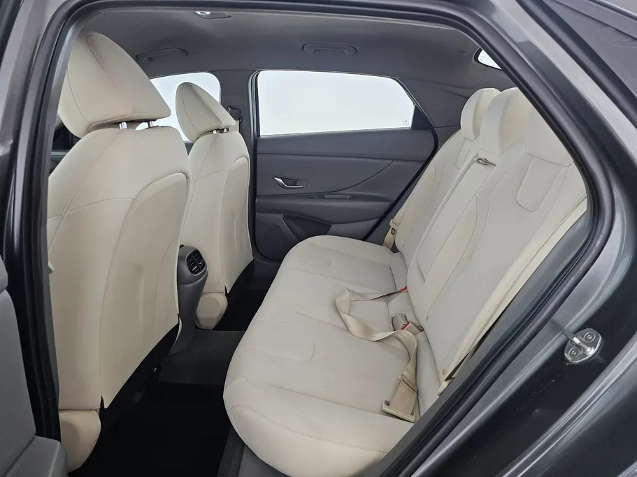 2022 Hyundai Elantra Fleet 