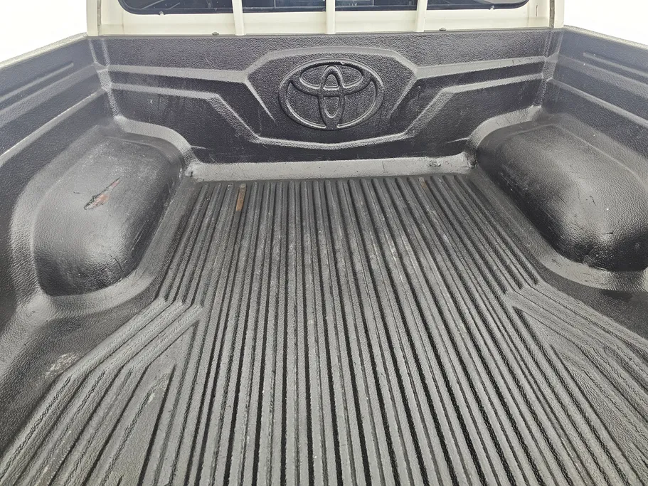 2022 Toyota Hilux GL 