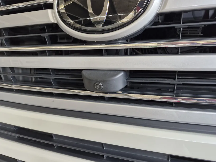 2025 Toyota Land Cruiser GXR 