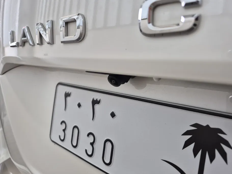 2025 Toyota Land Cruiser GXR 