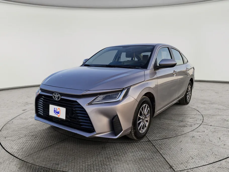 2023 Toyota Yaris  Y 