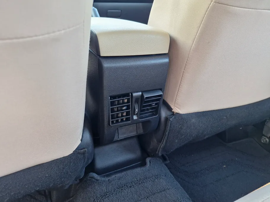 تويوتا يارس Y 2023 