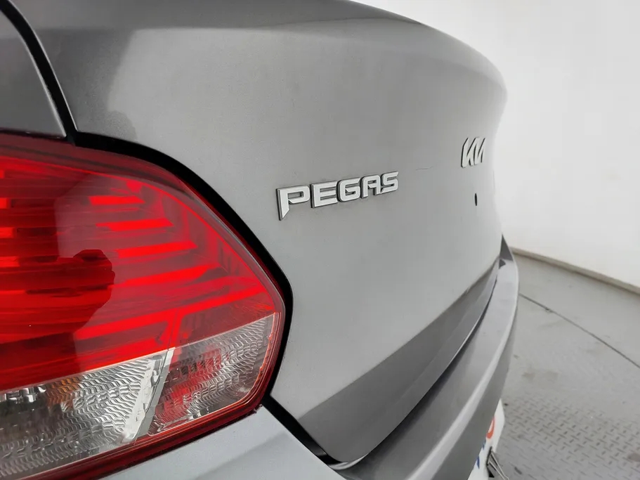 2023 Kia Pegas LX 