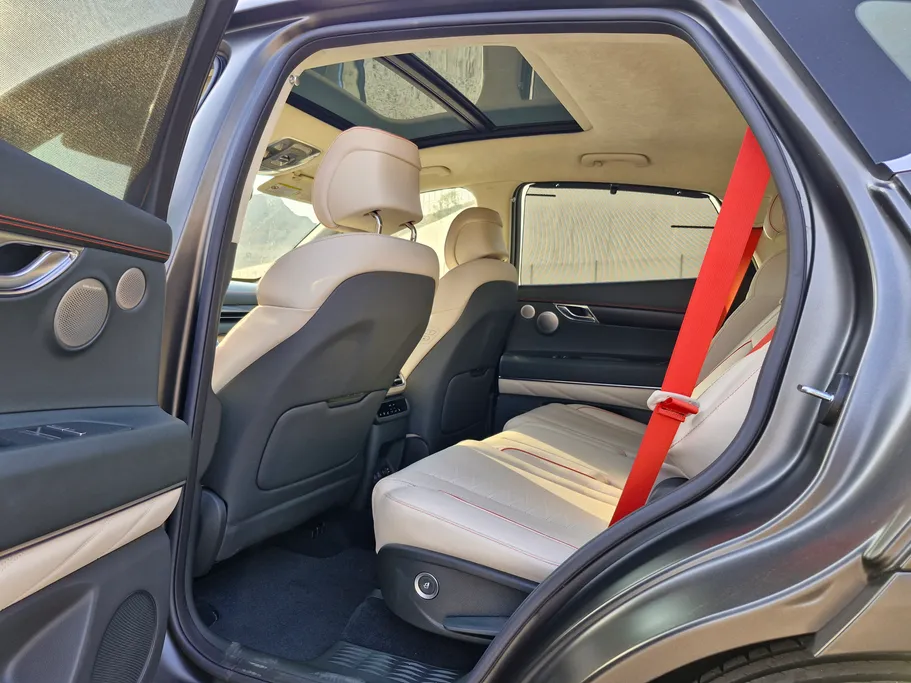 2025 Genesis GV80 Premium 