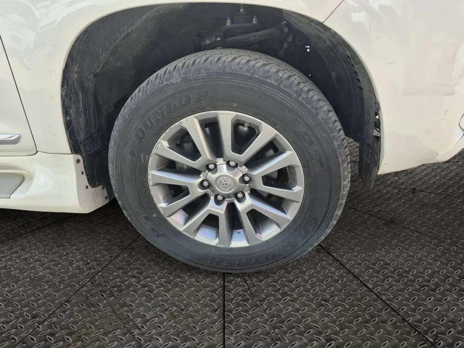 2021 Toyota Prado VX 