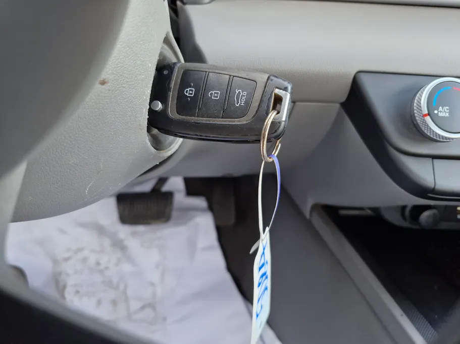 2023 Hyundai Elantra Smart 