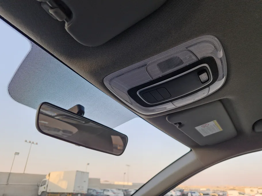 2023 Hyundai Elantra Smart 