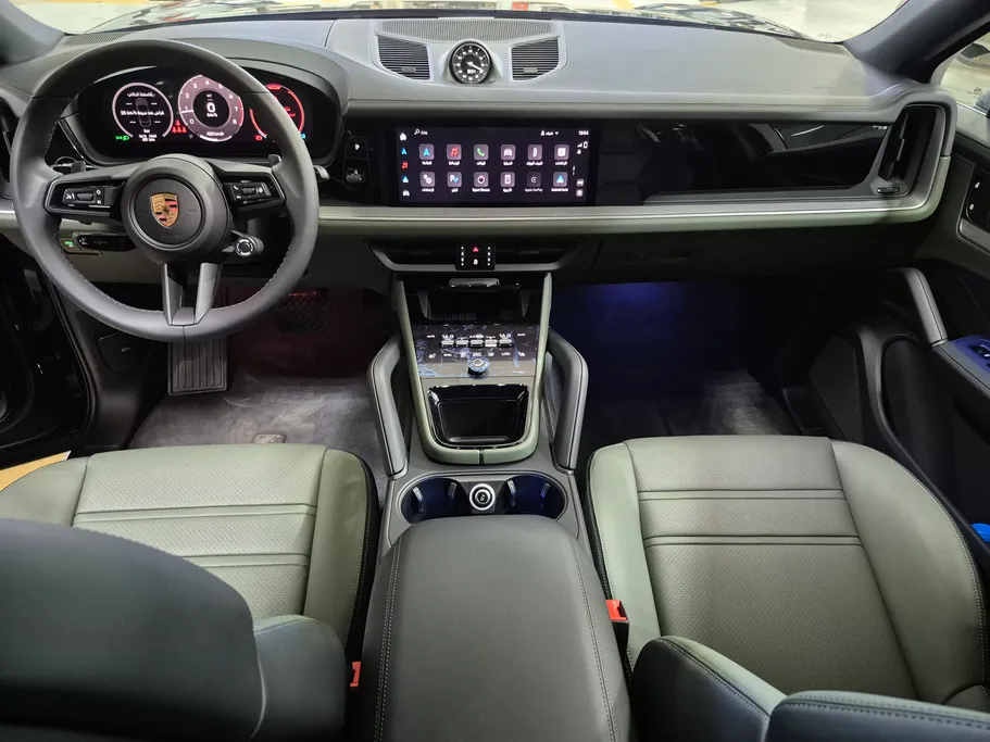 2025 Porsche Cayenne Coupe 