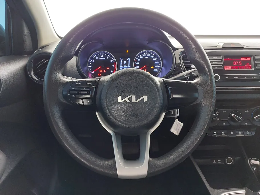 2022 Kia Pegas LX 