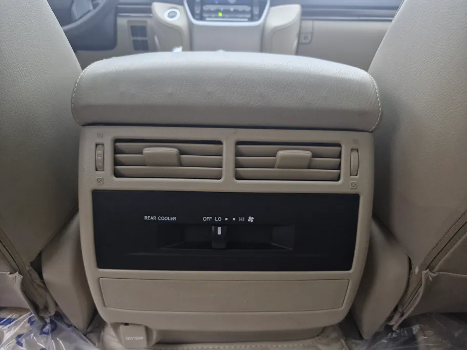 تويوتا لاندكروزر GXR1 2019 