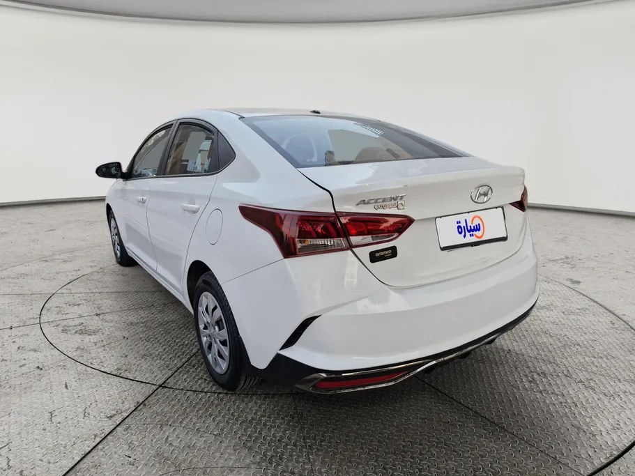 هيونداي اكسنت سمارت 2022 