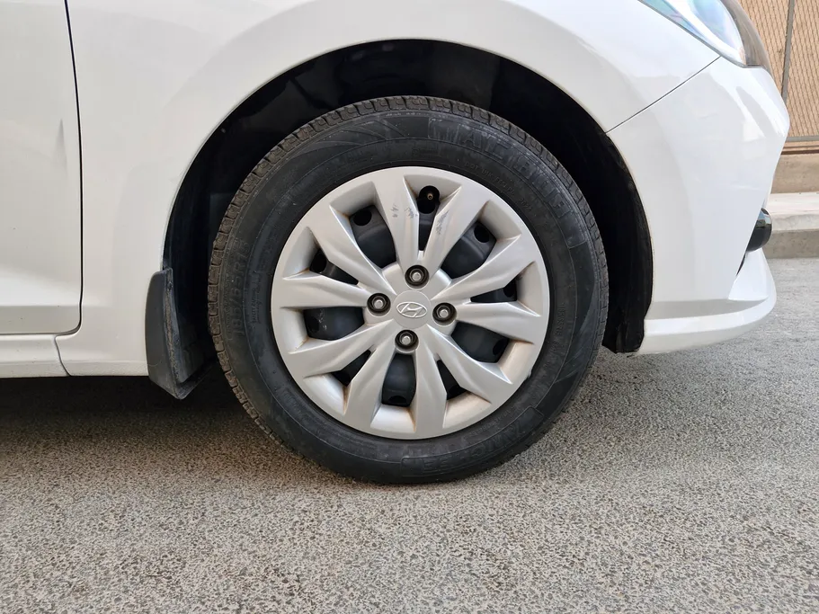 هيونداي اكسنت سمارت 2022 