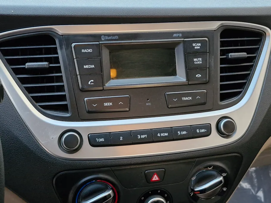 هيونداي اكسنت سمارت 2022 