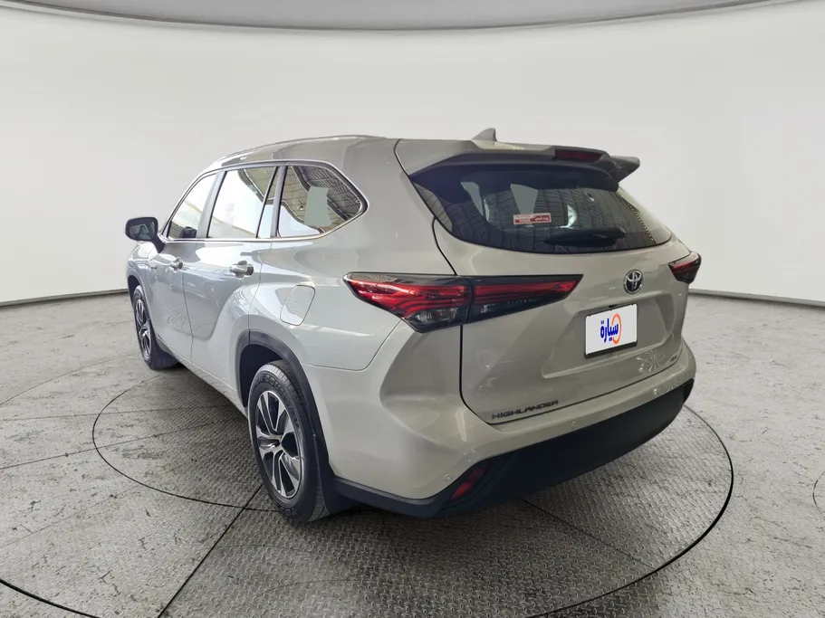 تويوتا هايلاندر GLE 2023 