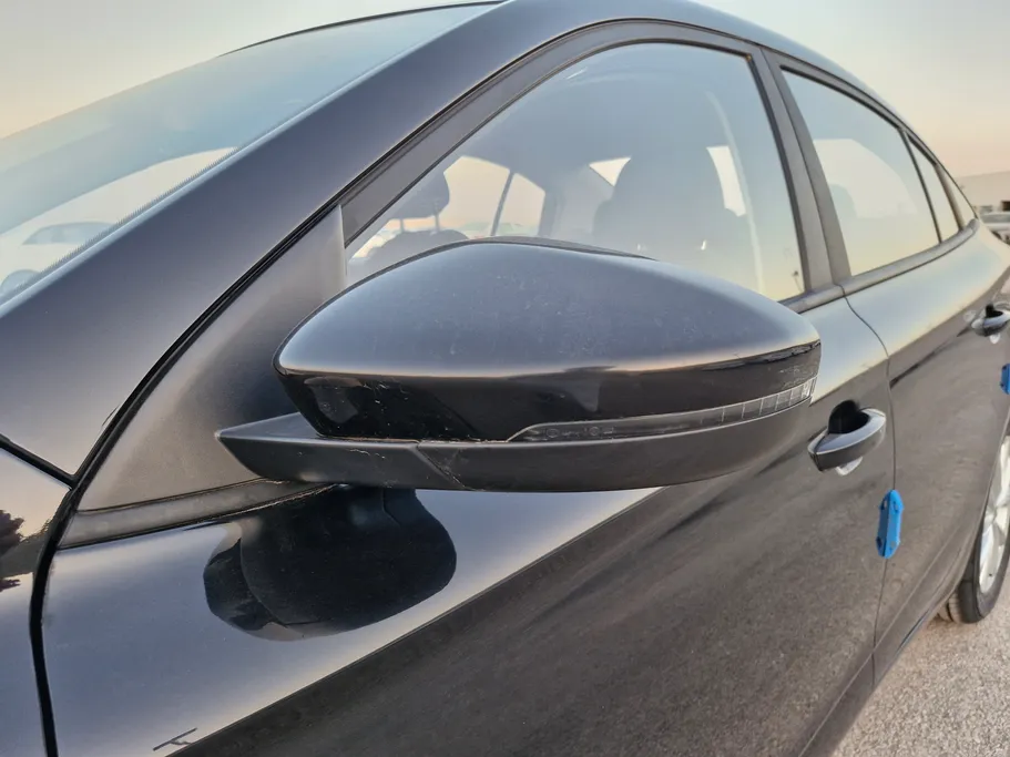 ام جي 5 STD 2023 