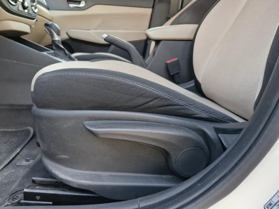 هيونداي اكسنت سمارت 2022 