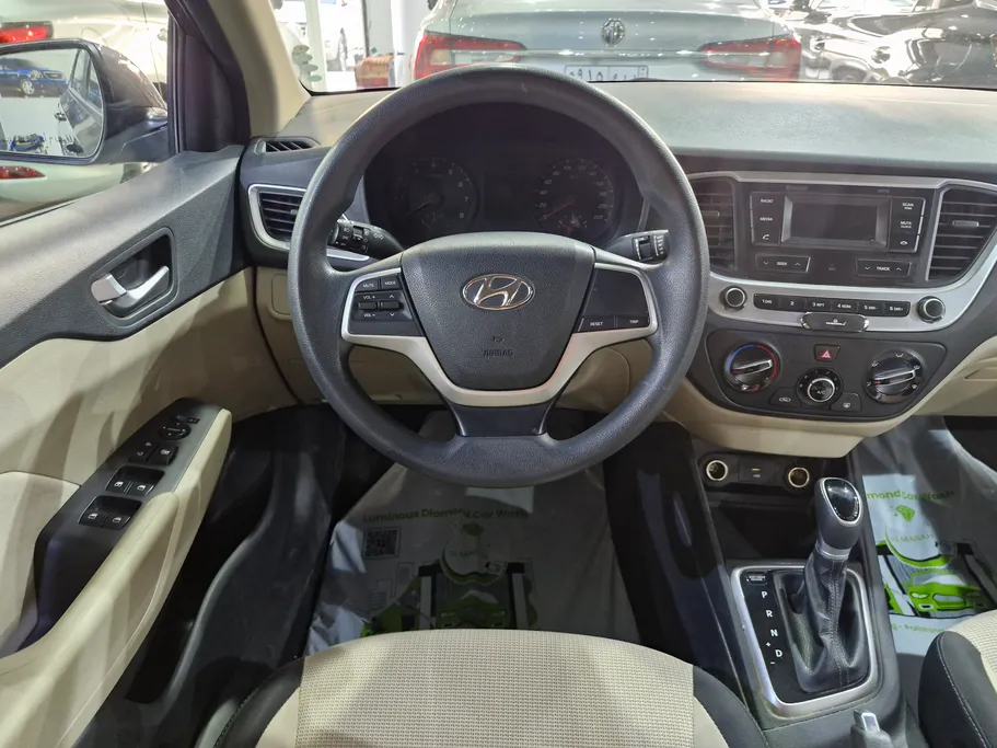 هيونداي اكسنت سمارت 2023 