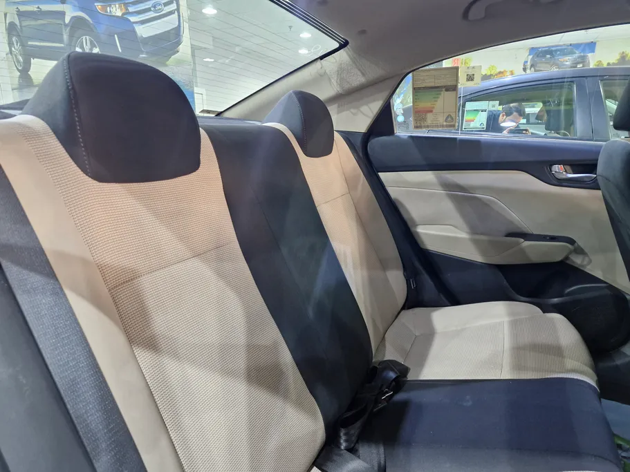 هيونداي اكسنت سمارت 2023 