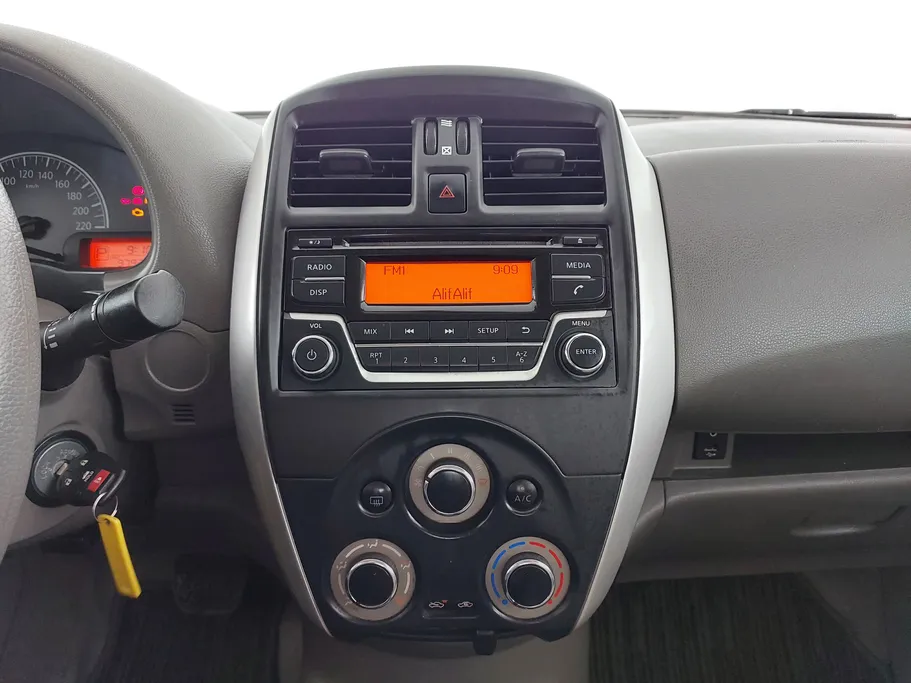 2023 Nissan Sunny SV Comfort 