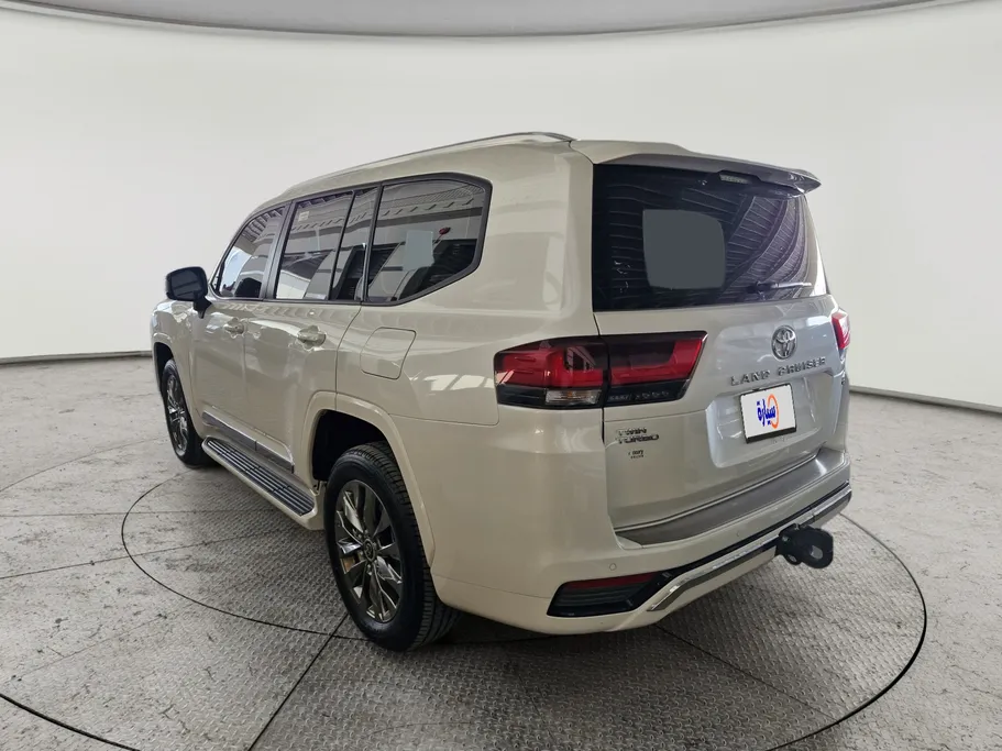 2023 Toyota Land Cruiser GXR 