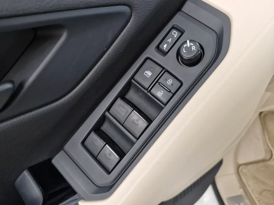 2023 Toyota Land Cruiser GXR 