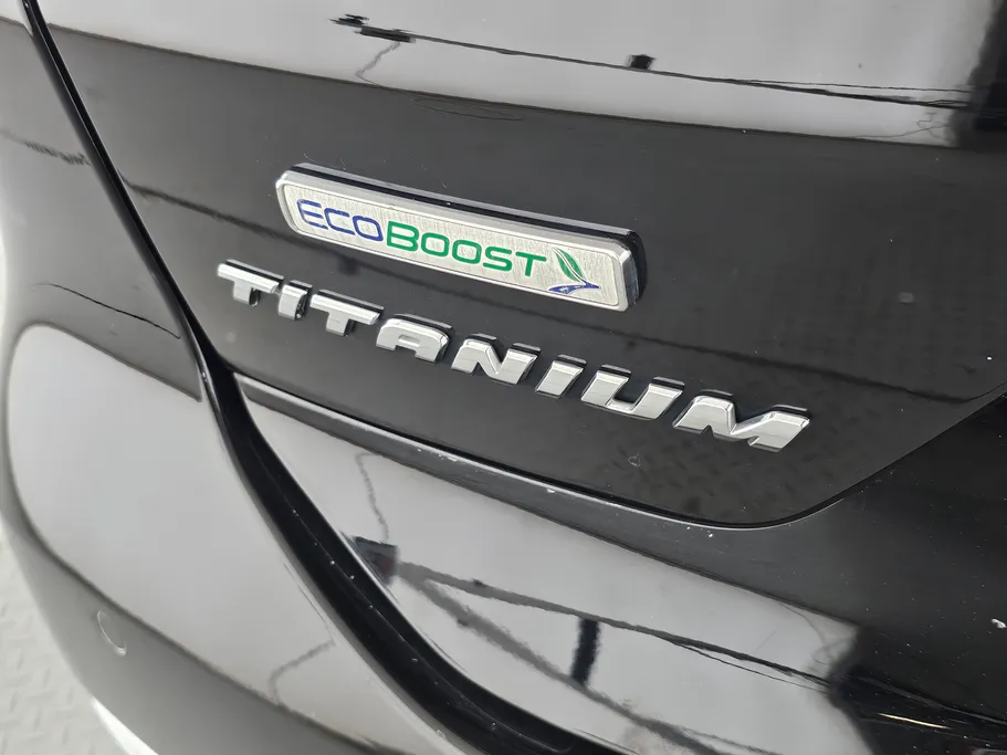 فورد تورس تيتانيوم الإصدار الجديد 2023 