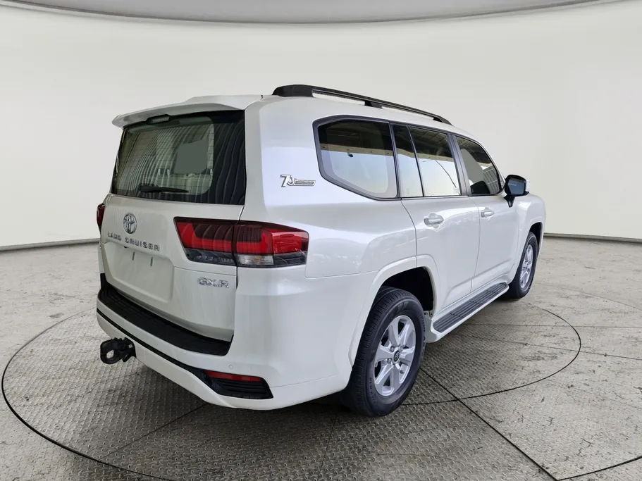 تويوتا لاندكروزر GXR 2022 