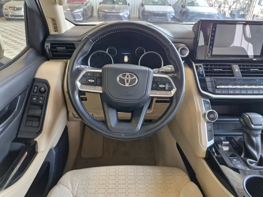 تويوتا لاندكروزر GXR 2022 