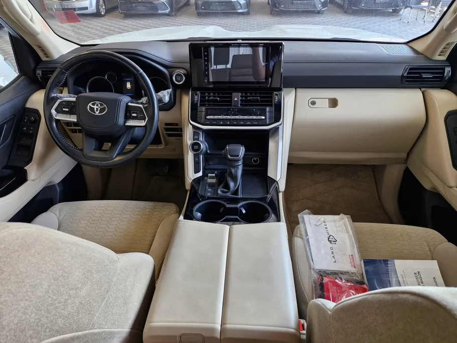 تويوتا لاندكروزر GXR 2022 