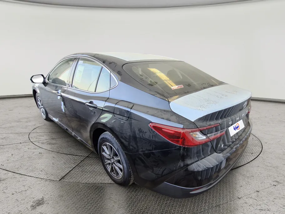 تويوتا كامري E 2025 