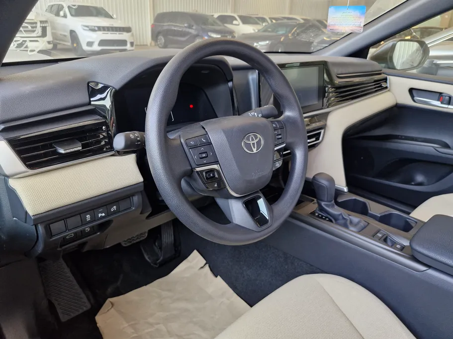 2025 Toyota Camry  E 