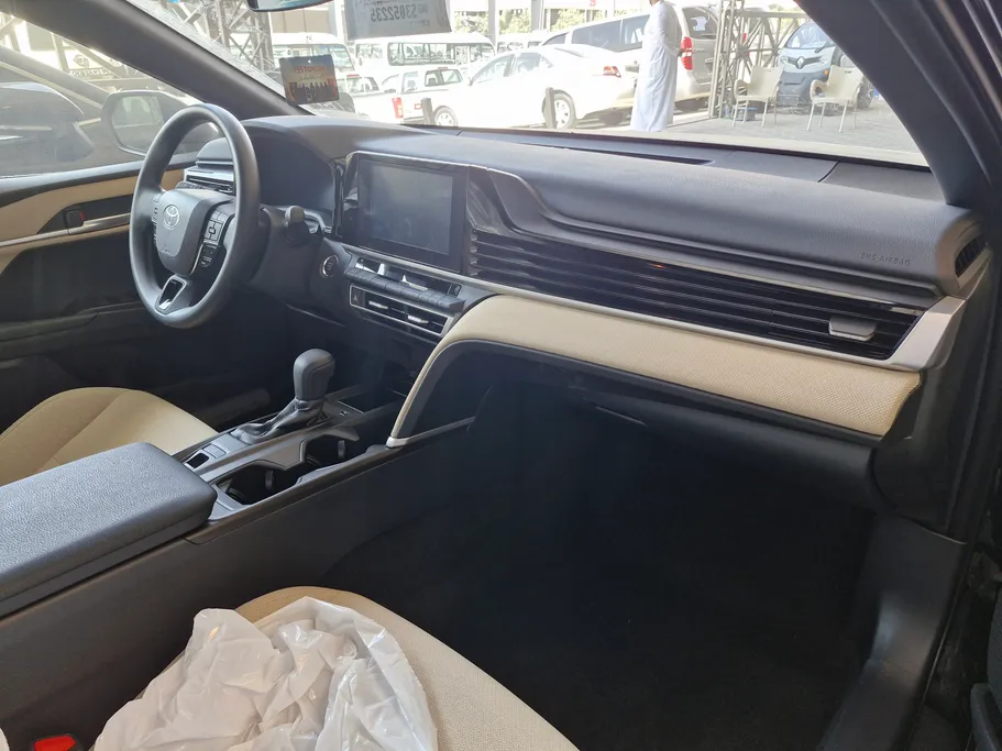 2025 Toyota Camry  E 