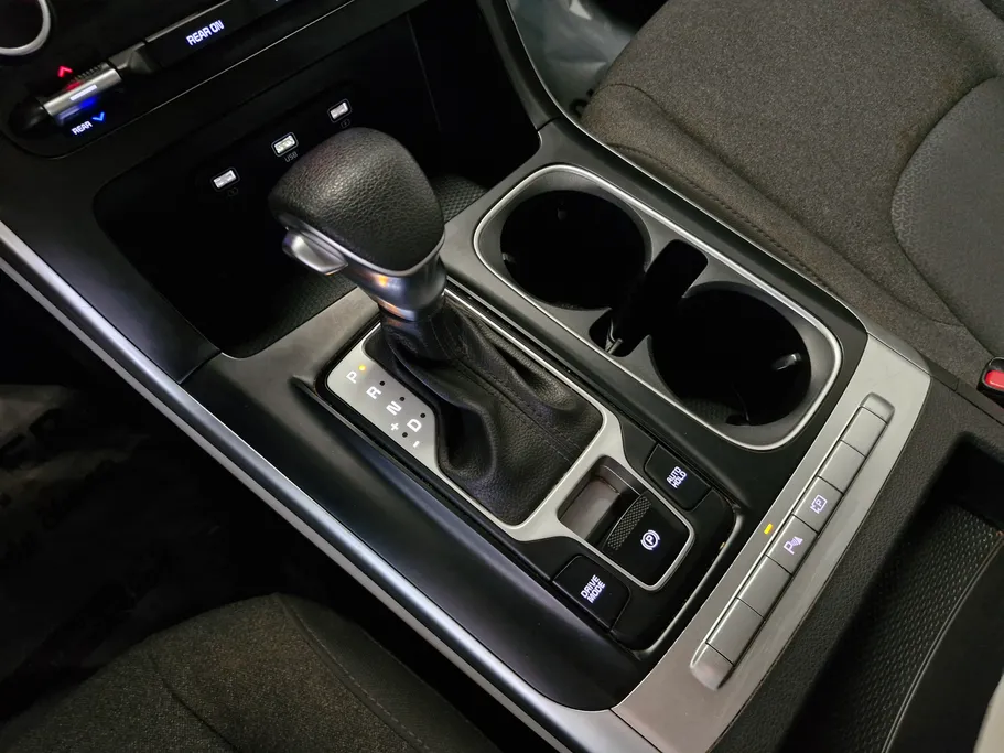 كيا كرنفال LX 2023 