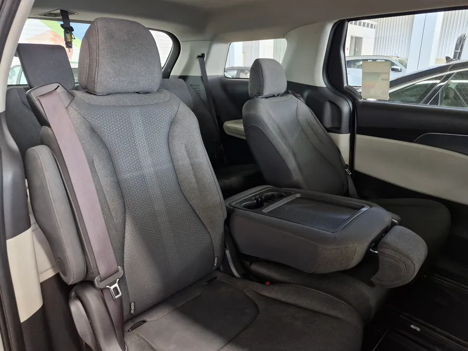 كيا كرنفال LX 2023 