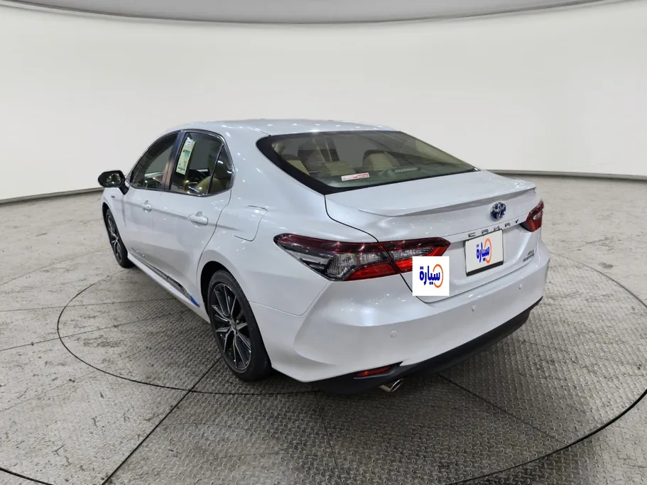 2024 Toyota Camry  GLE HEV  